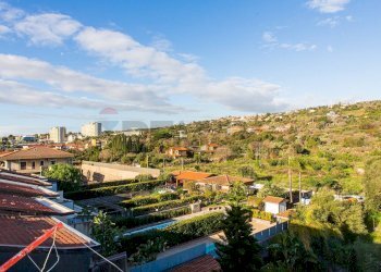 Edificio all\'aperto - Trilocale Via Firenze
 
116, Aci Castello - foto 33