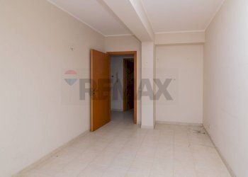 Stanza vuota - Quadrilocale via san nicolò
 
6, Aci Catena - foto 7