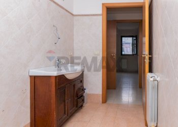 Bagno - Quadrilocale via san nicolò
 
6, Aci Catena - foto 9