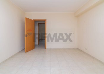 Stanza vuota - Quadrilocale via san nicolò
 
6, Aci Catena - foto 11