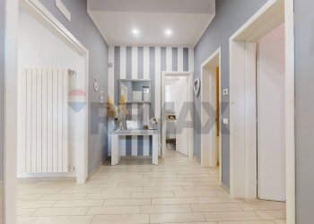 Hall / corridoio - Villa via a la marmora, Viareggio - foto 5