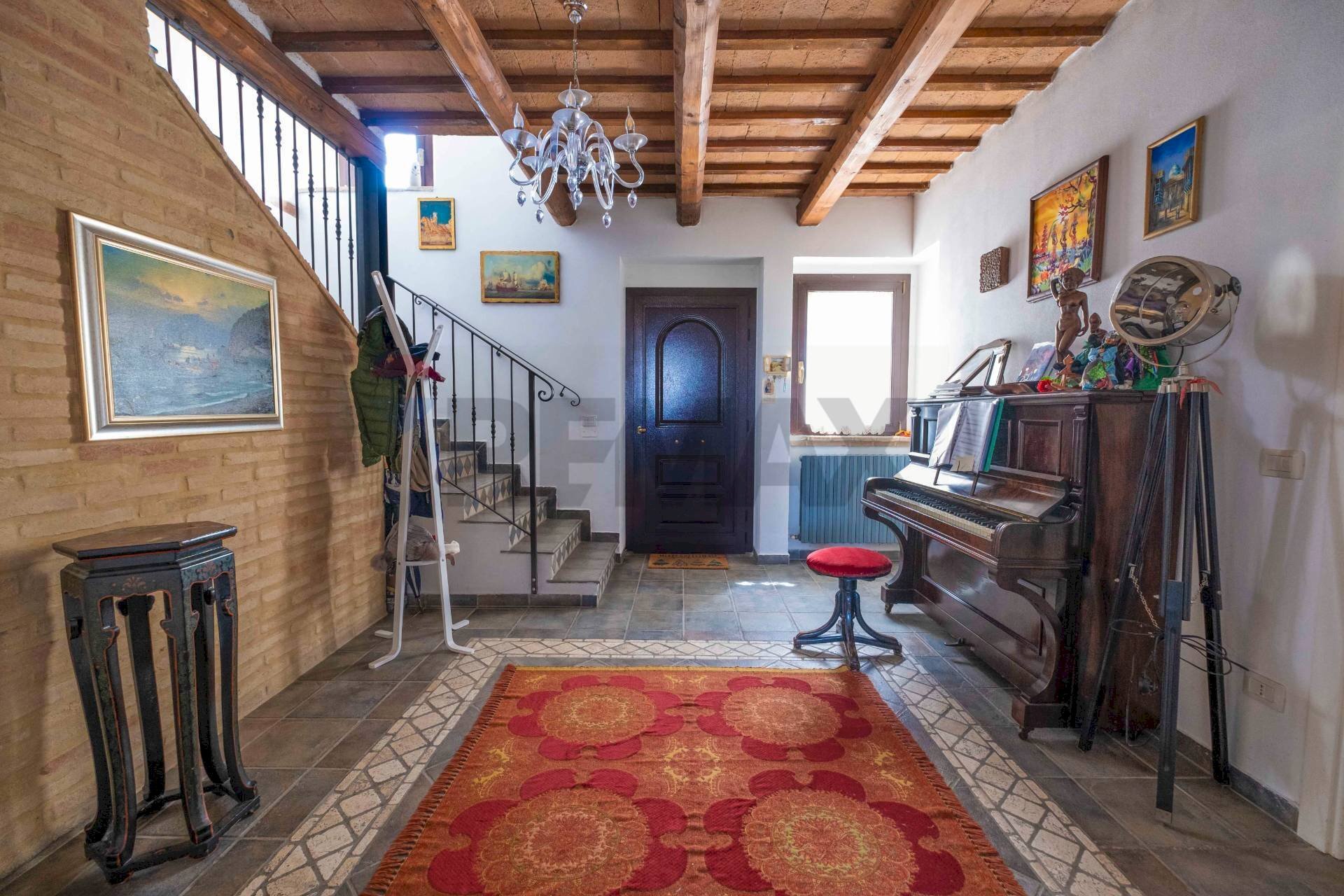 Hall / corridoio - Rustic Cupramontana - photo 1