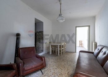 Sala da pranzo - Bilocale via Prada
 
2, Montagna in Valtellina - foto 1