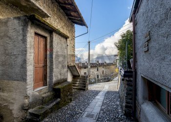 Terrazza - Bilocale via Prada
 
2, Montagna in Valtellina - foto 6
