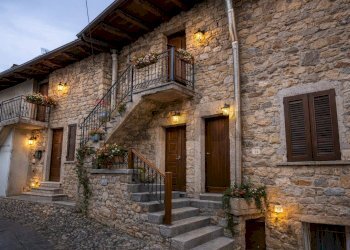 Casa all\'aperto - Bilocale via Prada
 
2, Montagna in Valtellina - foto 1