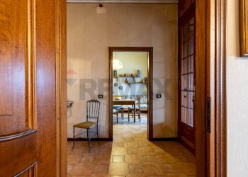 Hall / corridoio - Villa bixio
 
1, Casatenovo - foto 22