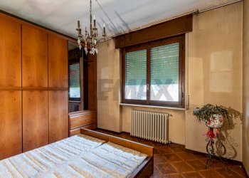 Camera / camera da letto - Villa bixio
 
1, Casatenovo - foto 40