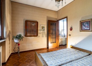 Camera / camera da letto - Villa bixio
 
1, Casatenovo - foto 44