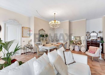 Sala da pranzo - Attic VIA MONTE BIANCO
 
8, Monza - photo 4