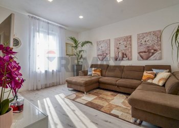 Soggiorno - Casa semi indipendente Lallio - foto 4