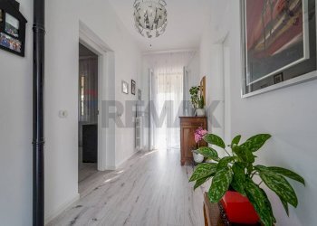 Hall / corridoio - Casa semi indipendente Lallio - foto 17