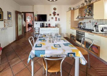 CUCINA - Villa Contrada san Pantaleone Piane
 
162, Miglianico - foto 29