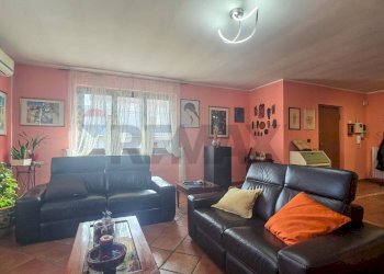 Soggiorno - Villa Contrada san Pantaleone Piane
 
162, Miglianico - foto 24