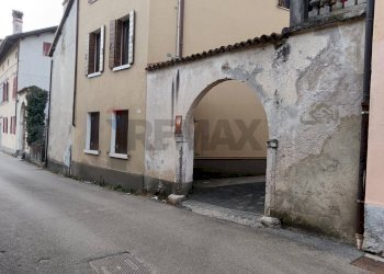 Edificio all\'aperto - Quadrilocale Via Nassa
 
7, Feltre - foto 2