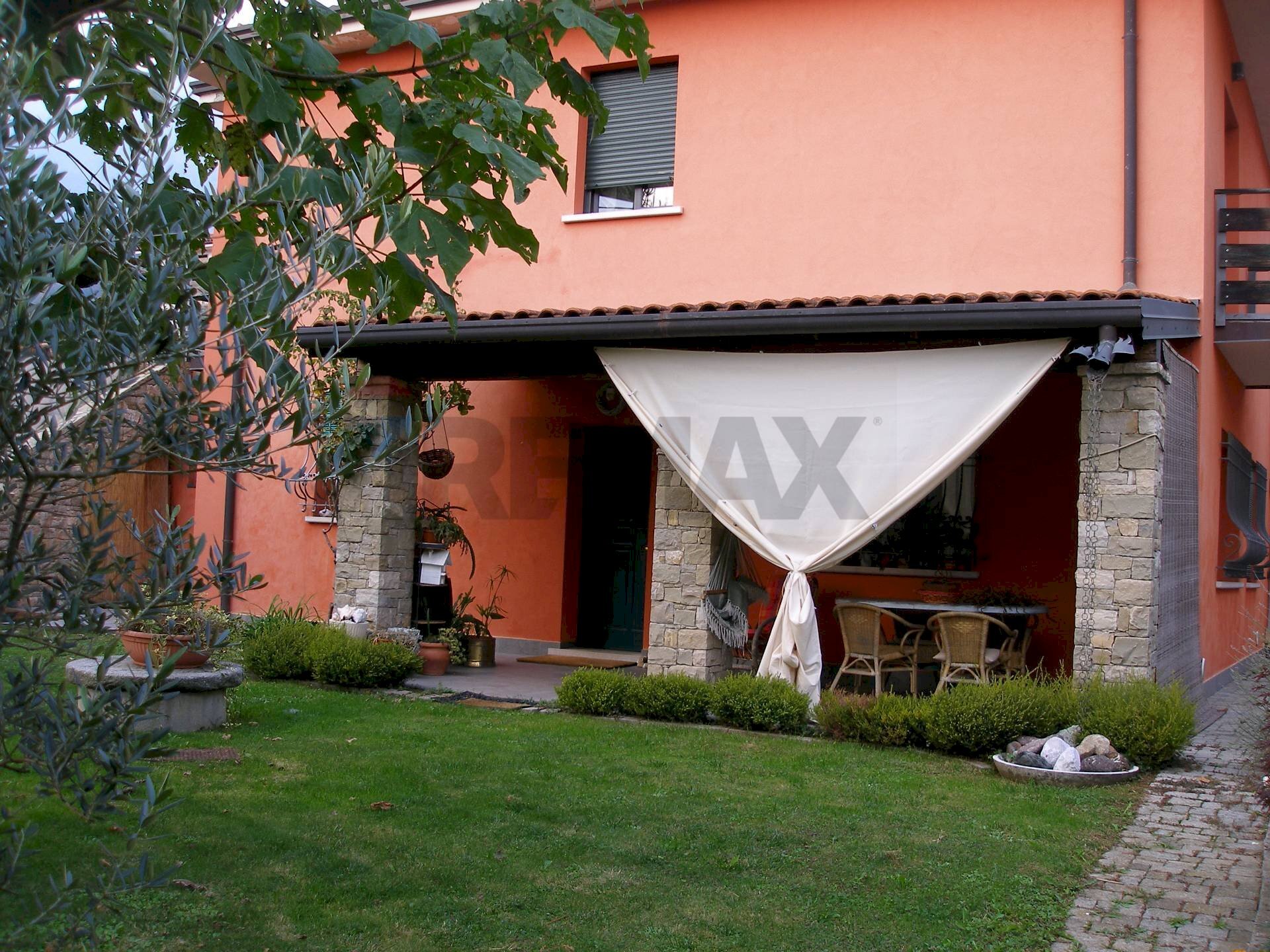 Casa all\'aperto - Villa VIA LONGONI
 
14, Palazzago - foto 1