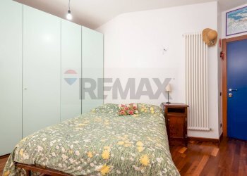 Camera / camera da letto - Villa VIA LONGONI
 
14, Palazzago - foto 23