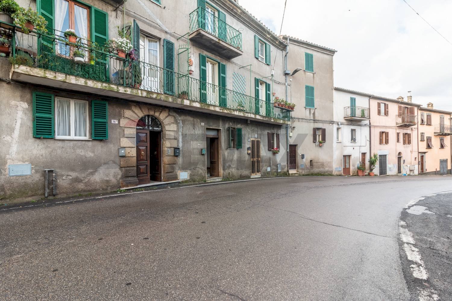 Edificio all\'aperto - Three-room apartment Via Roma
36, Ischia di Castro - photo 2