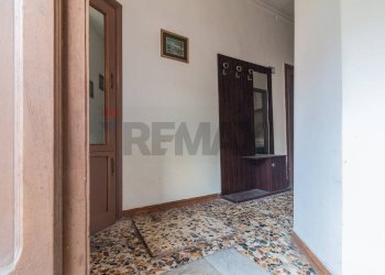 Hall / corridoio - Trilocale Via Roma
 
36, Ischia di Castro - foto 4