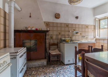 Cucina - Trilocale Via Roma
 
36, Ischia di Castro - foto 7