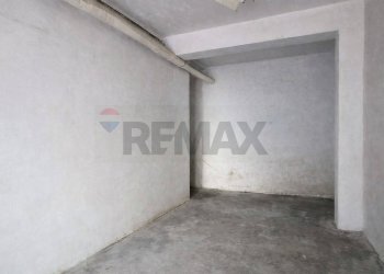 Stanza vuota - Box Via Brigadier Sollitto
 
39, Vieste - foto 4