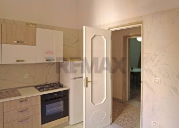 cucina - Appartamento Via Isonzo
 
16, Foggia - foto 8