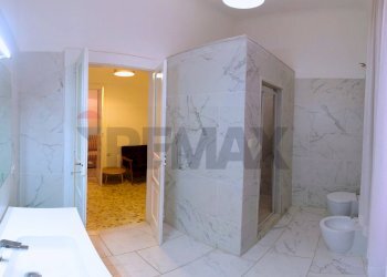 bagno - Appartamento Via Isonzo
 
16, Foggia - foto 12