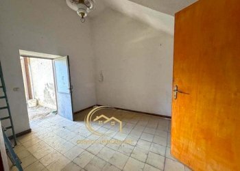 Locale Commerciale Linguaglossa - foto 16