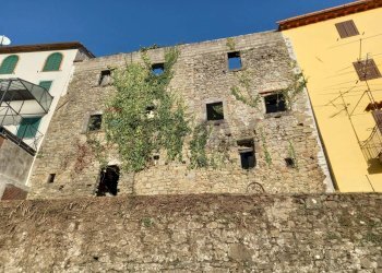 Edificio all\'aperto - Rustico Bagni di Lucca - foto 8
