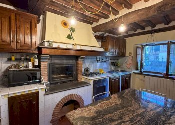 Cucina - Casa semi indipendente Borgo a Mozzano - foto 8