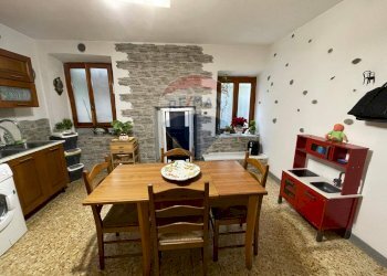 Sala da pranzo - Appartamento Bagni di Lucca - foto 1