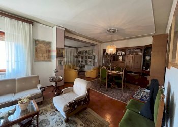 Sala da pranzo - Casa indipendente Coreglia Antelminelli - foto 38