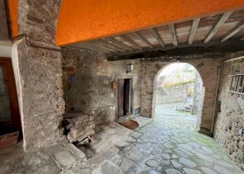 Stanza vuota - Casa semi indipendente Aia Landi
 
13, Bagni di Lucca - foto 9