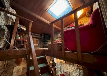 Camera / camera da letto - Casa semi indipendente Aia Landi
 
13, Bagni di Lucca - foto 19
