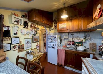 Cucina - Casa semi indipendente Aia Landi
 
13, Bagni di Lucca - foto 25