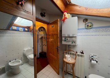 Bagno - Casa semi indipendente Aia Landi
 
13, Bagni di Lucca - foto 29