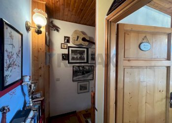Hall / corridoio - Casa semi indipendente Aia Landi
 
13, Bagni di Lucca - foto 49