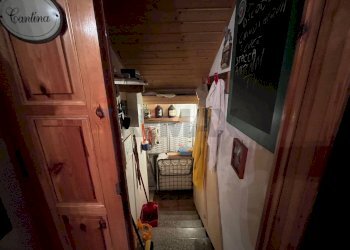 Hall / corridoio - Casa semi indipendente Aia Landi
 
13, Bagni di Lucca - foto 50