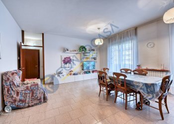 Foto 1 - Trilocale via Novara
 
11, Nova Milanese - foto 1