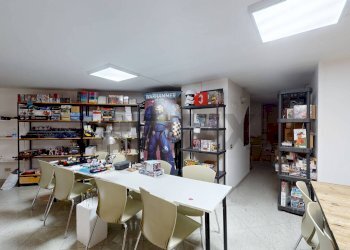 Sala da pranzo - Shop via Montebello
 
14, Busto Arsizio - photo 14