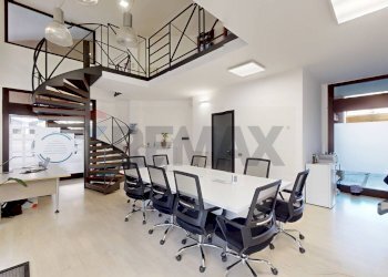 Sala da pranzo - Shop Via Montebello
 
14, Busto Arsizio - photo 1