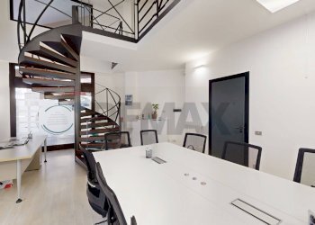 Sala da pranzo - Shop Via Montebello
 
14, Busto Arsizio - photo 12