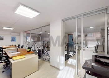 Ufficio - Shop Via Montebello
 
14, Busto Arsizio - photo 18