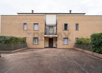 Edificio all\'aperto - Trilocale VIA DONELLA ROSSI
 
3, Sala Baganza - foto 2