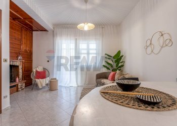 Soggiorno - Three-room apartment Via Carlo Fecia di Cossato, Fiumicino - photo 44