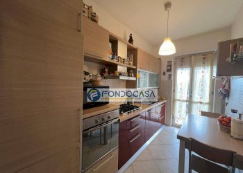 cucina semiabitabile - Quadrilocale via luni, Carrara - foto 5