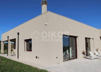 Foto 1 - Villa C.da Vaddeddi
 
1, Noto - foto 1