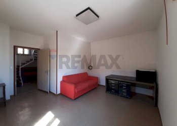 Soggiorno - Commercial Premises Via Roma
 
32 e 34, Fregona - photo 18