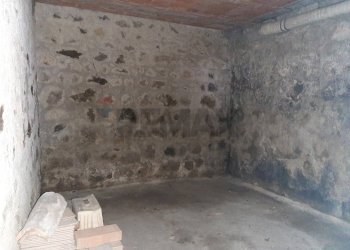 Stanza vuota - Commercial Premises Via Roma
 
32 e 34, Fregona - photo 34