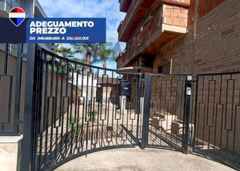 Balcone - Casa semi indipendente degli abeti
 
15, Comiso - foto 44