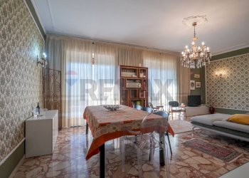 Sala da pranzo - Appartamento via Alcide De Gasperi
 
21, Ragusa - foto 12